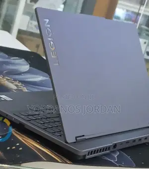 New Laptop Lenovo Legion 5 16GB AMD Ryzen 7 SSD 512GB