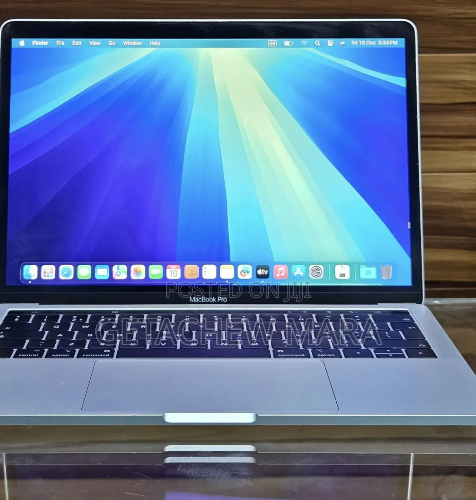 New Laptop Apple MacBook Pro 2019 8GB Intel Core I5 SSD 128GB