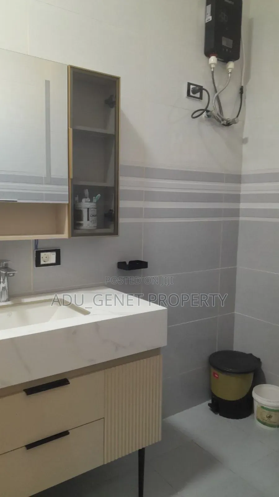 Furnished 3bdrm Apartment in 72, Bole for sale