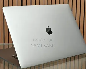 New Laptop Apple MacBook Pro 2019 16GB Intel Core I7 SSD 512GB