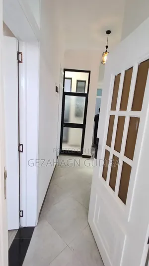 9bdrm Townhouse/Terrace in Bole for sale
