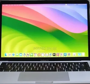 New Laptop Apple MacBook Pro 2018 16GB Intel Core I7 SSD 512GB