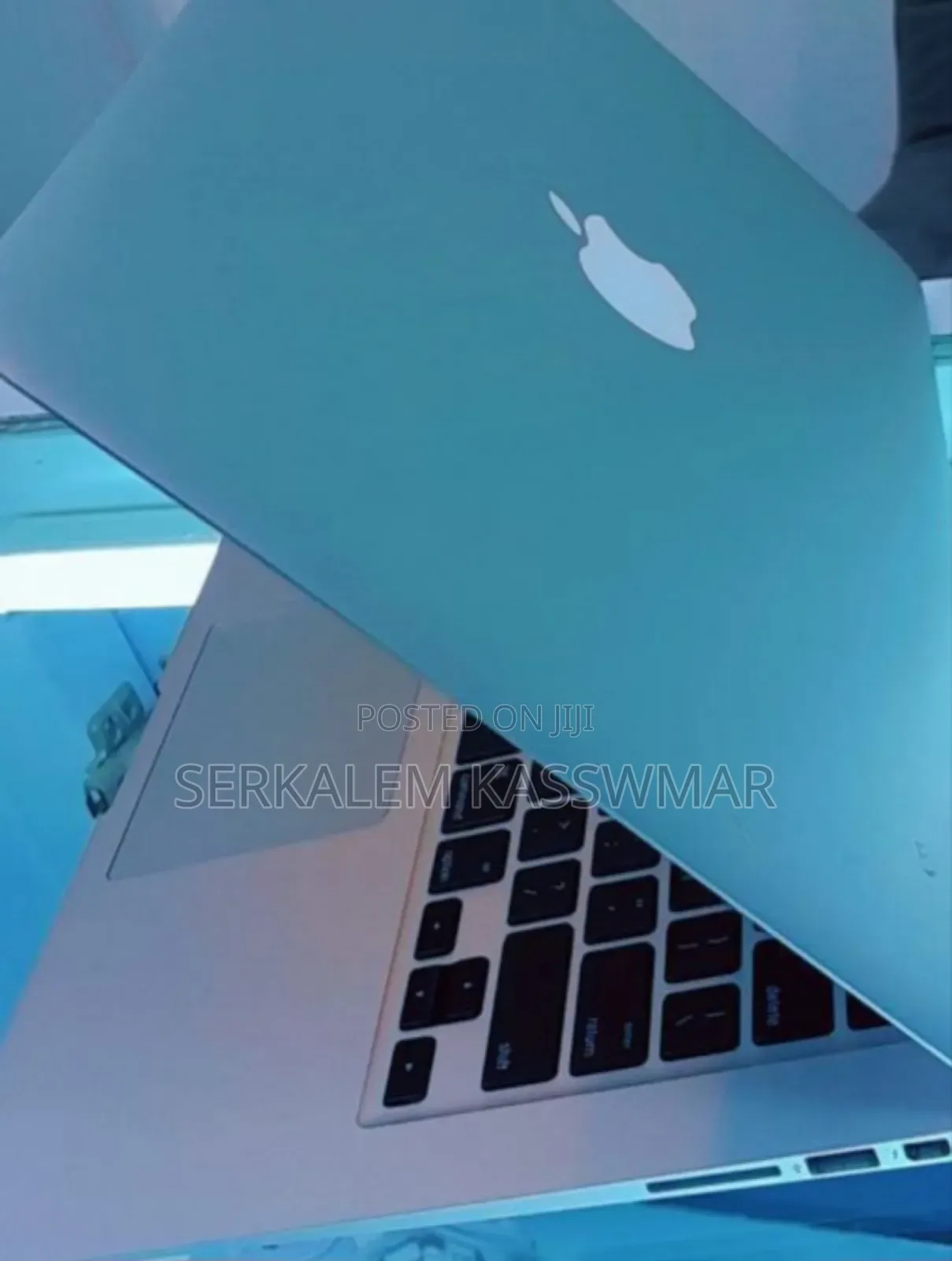 New Laptop Apple MacBook Air 2014 4GB Intel Core I5 SSD 256GB