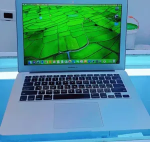New Laptop Apple MacBook Air 2014 4GB Intel Core I5 SSD 256GB