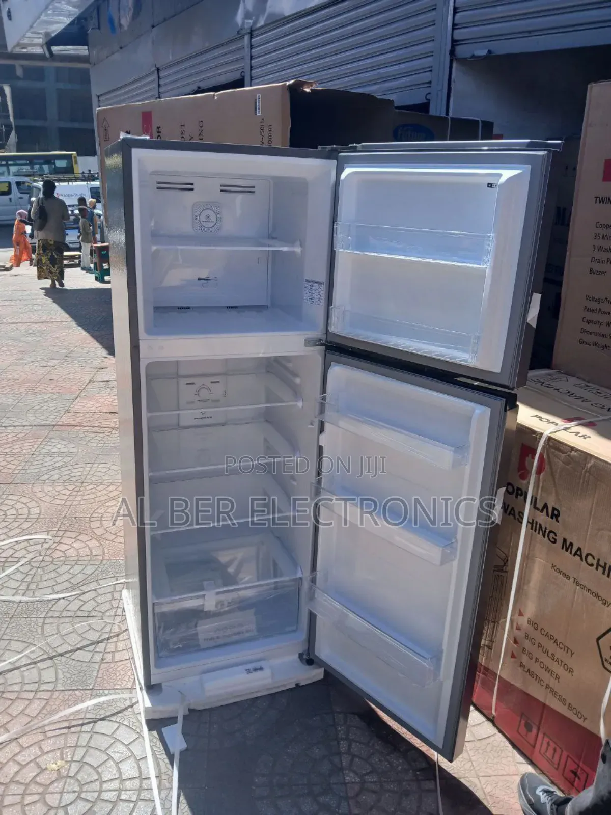 Boss 550 Double Door Refrigerator – Fan System (No Frost) – New