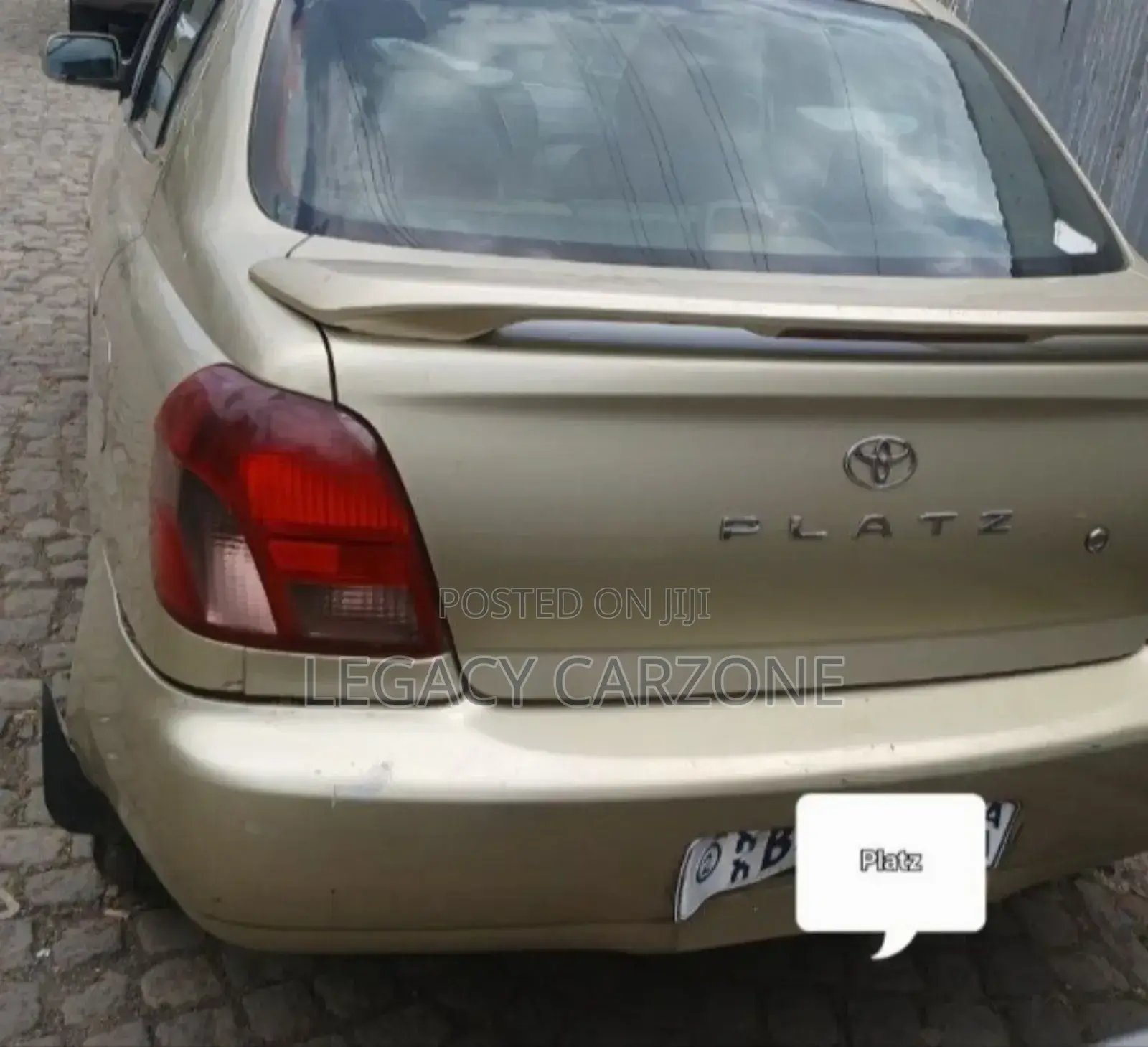 Toyota Platz 2001 Yellow