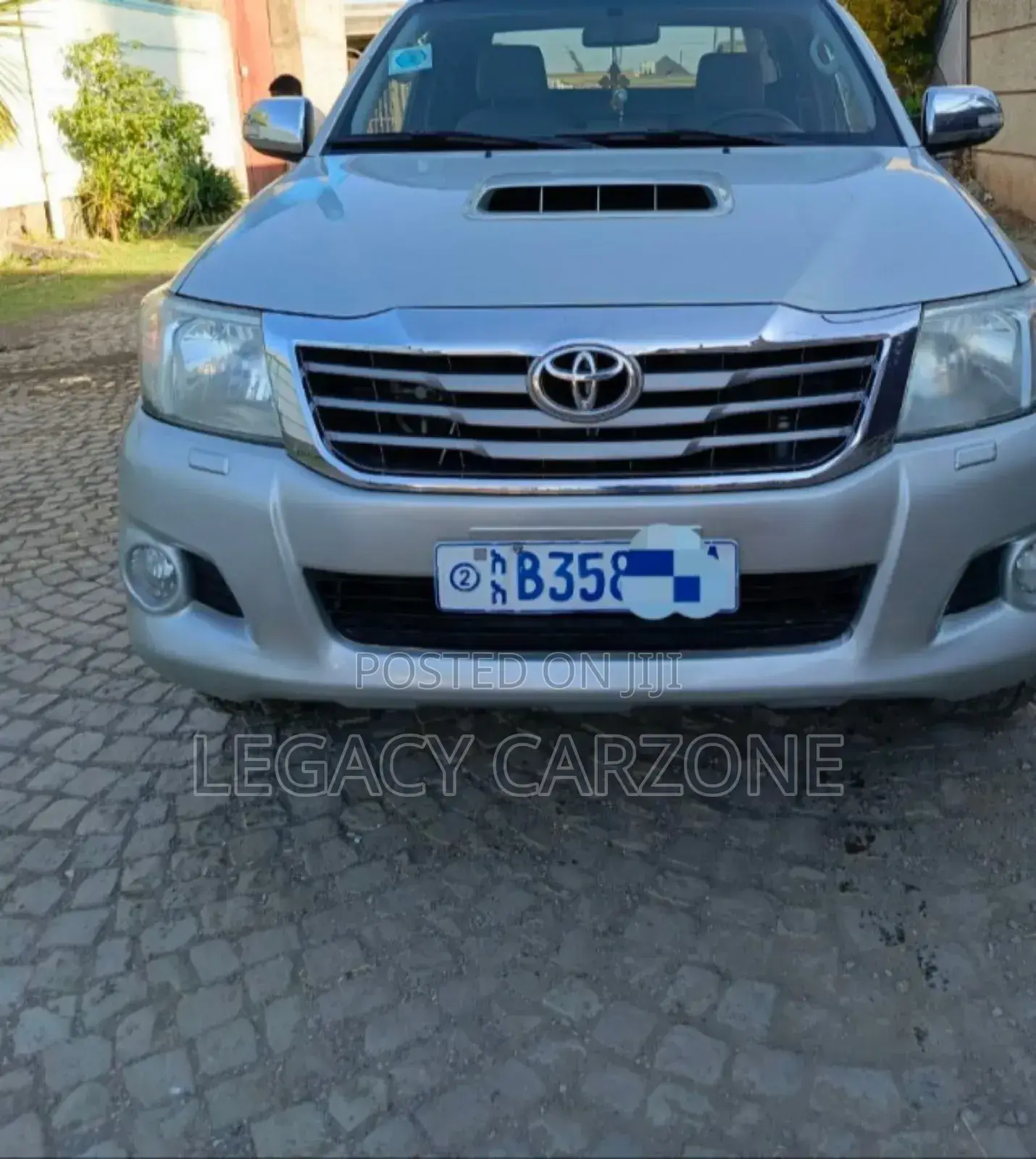 Toyota Hilux 2012 Silver