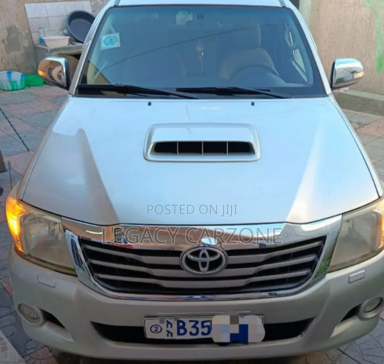 Toyota Hilux 2012 Silver