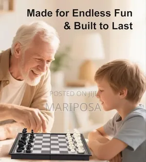 Magnetic Folding Travel Chess Set