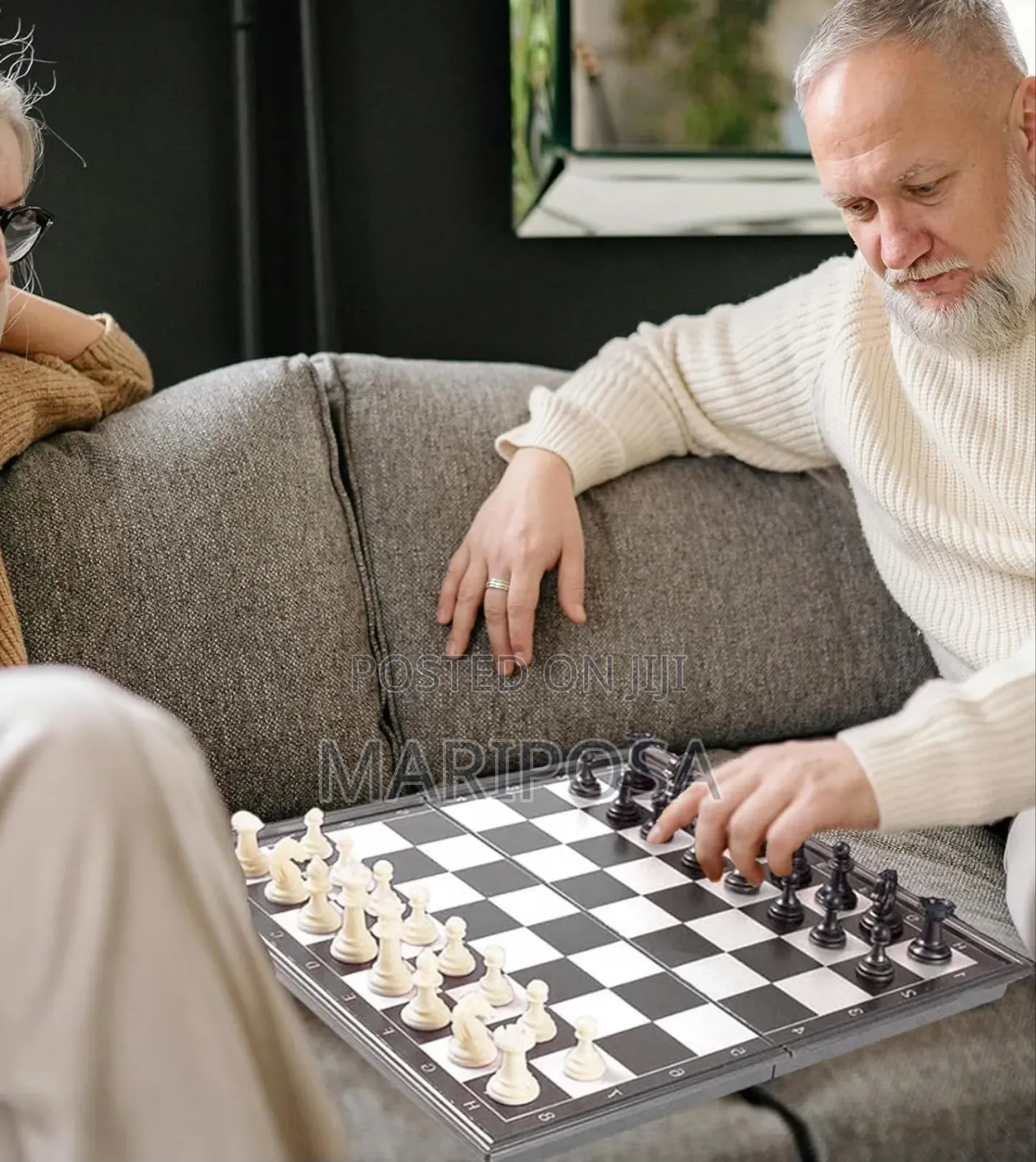 Magnetic Folding Travel Chess Set