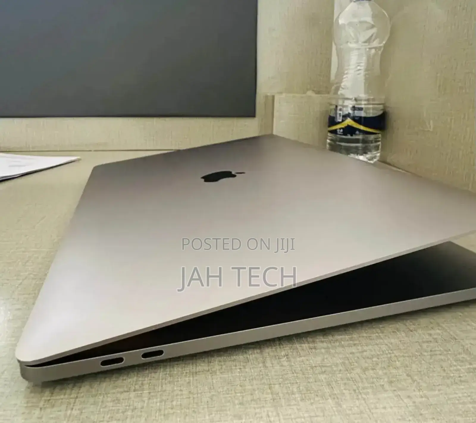 New Laptop Apple MacBook Pro 2019 16GB Intel Core I9 SSD 512GB
