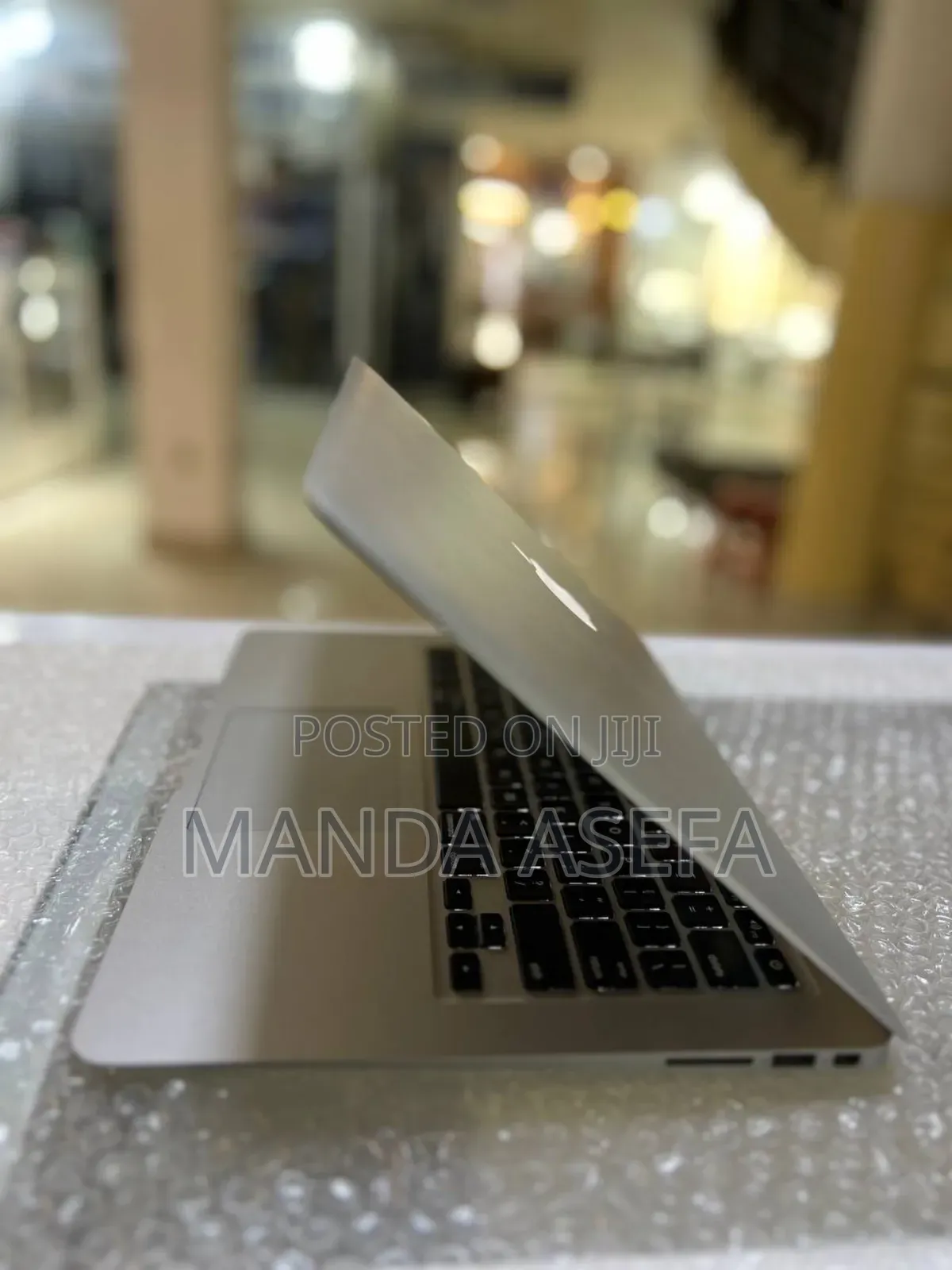 New Laptop Apple MacBook Air 2014 4GB Intel Core I5 SSD 256GB