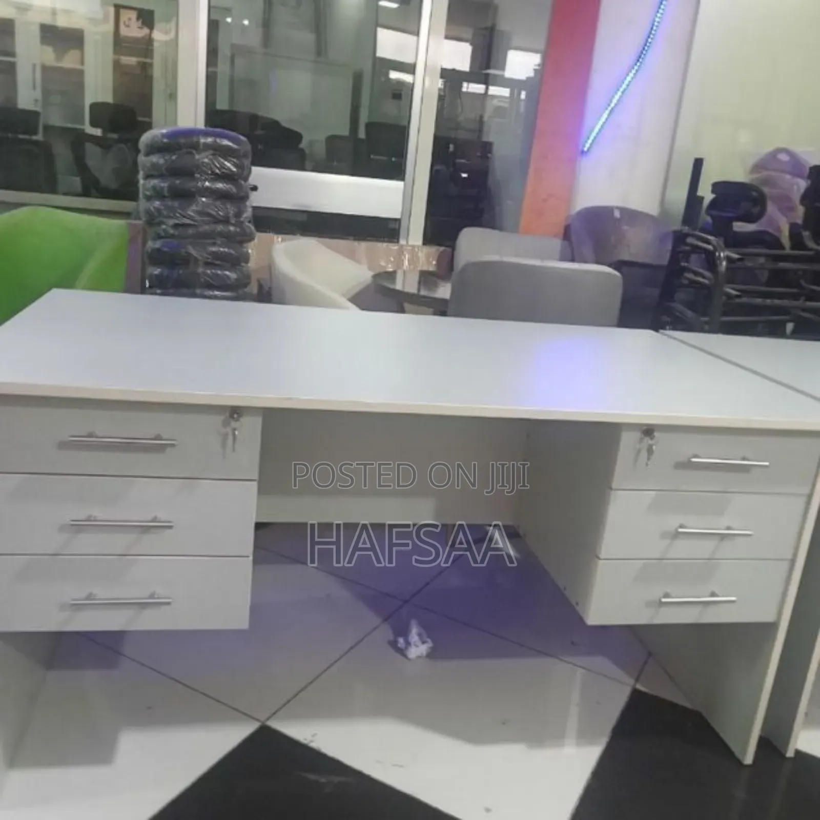 Double Pedestal Table 1.60cm