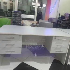 Double Pedestal Table 1.60cm