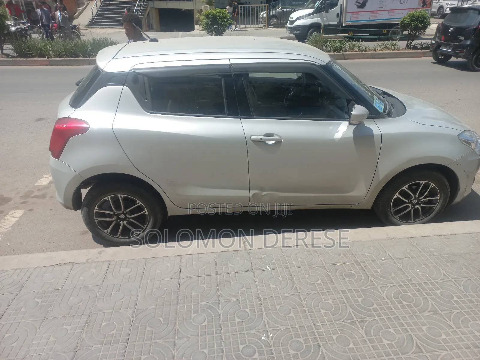 Suzuki Swift 2022 Silver