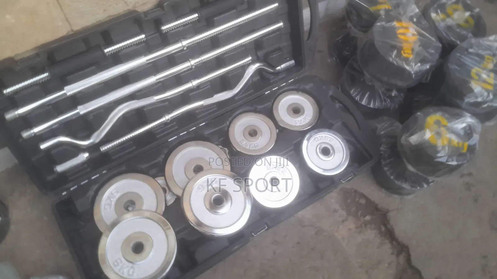 Adjustable Weights, Endless Workouts( Push, Pull, Leg)