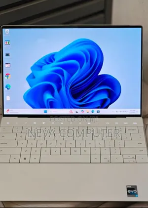 New Laptop Dell XPS 15 32GB Intel Core I7 SSD 1T