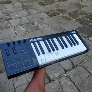 Alesis V 25