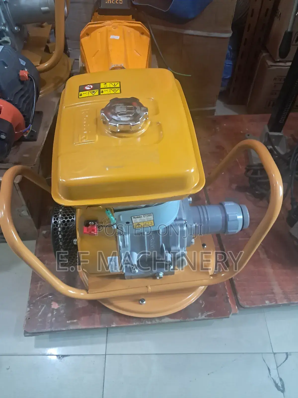 Vibrator Robin With Hose