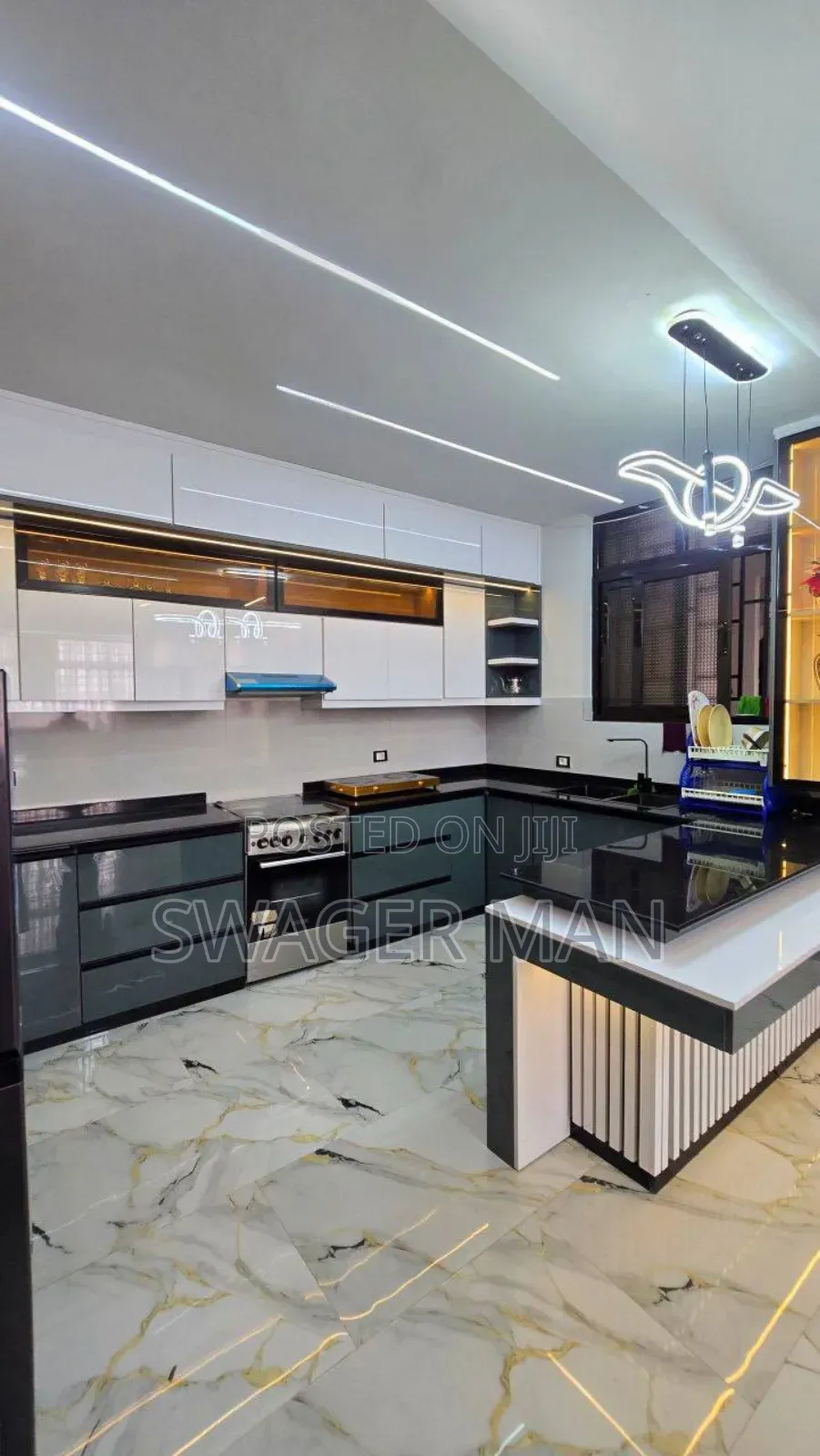 Furnished 3bdrm Apartment in Sumit72, Yeka for sale