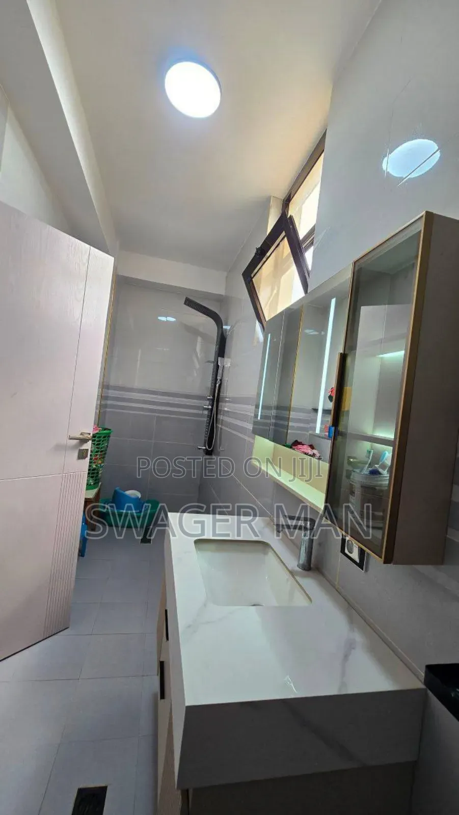 Furnished 3bdrm Apartment in Sumit72, Yeka for sale