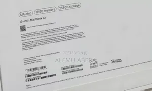 New Laptop Apple MacBook Air 2025 M4 13-Inch 16GB SSD 512GB