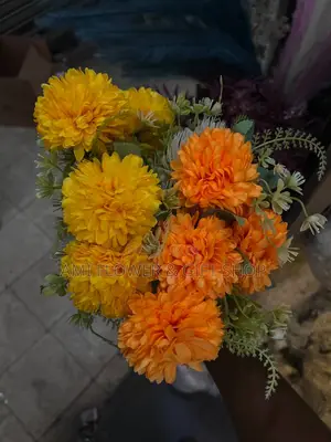 Beautiful Artificial Flowers Plants for Your Desk