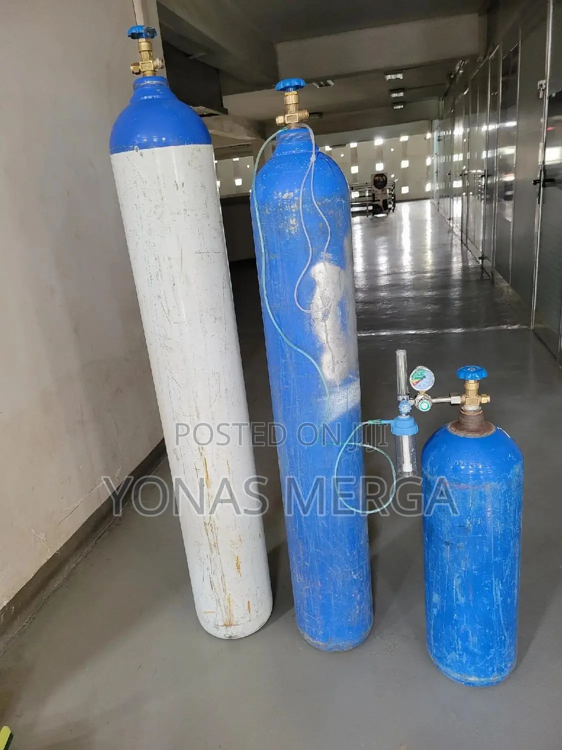 Oxygen Cylinder/Tank鄒疇cylinders Are Available in Various Sizes