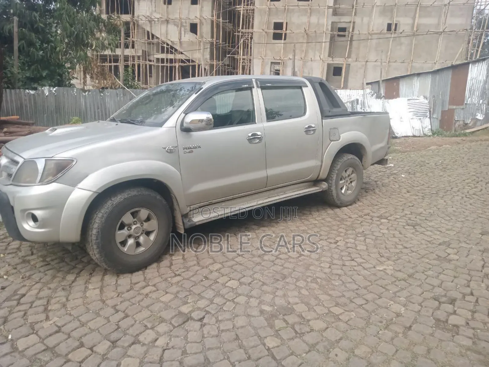Toyota Hilux 2008 Gold