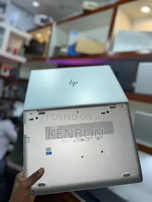 New Laptop HP 17-3000 12GB Intel Core I7 SSD 512GB