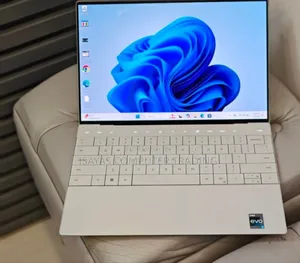 New Laptop Dell XPS 13 32GB Intel Core I7 SSD 1T