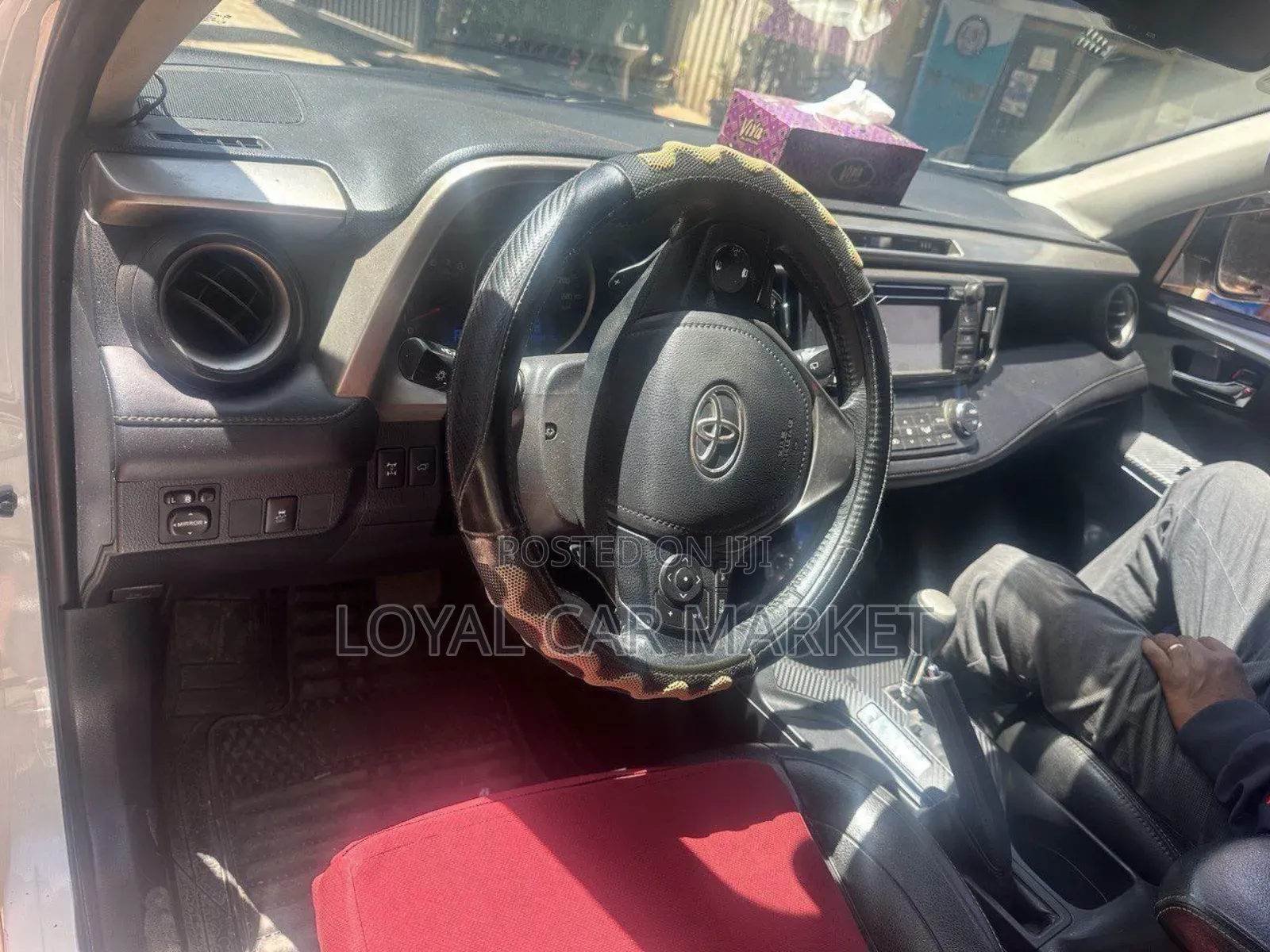 Toyota RAV4 2013 White