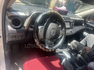 Toyota RAV4 2013 White