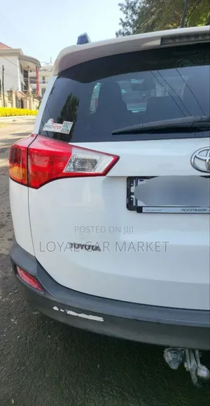 Toyota RAV4 2013 White