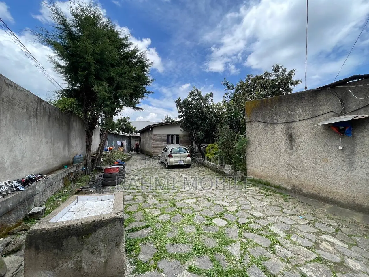 Furnished 5bdrm Townhouse/Terrace in Bole Estate for sale