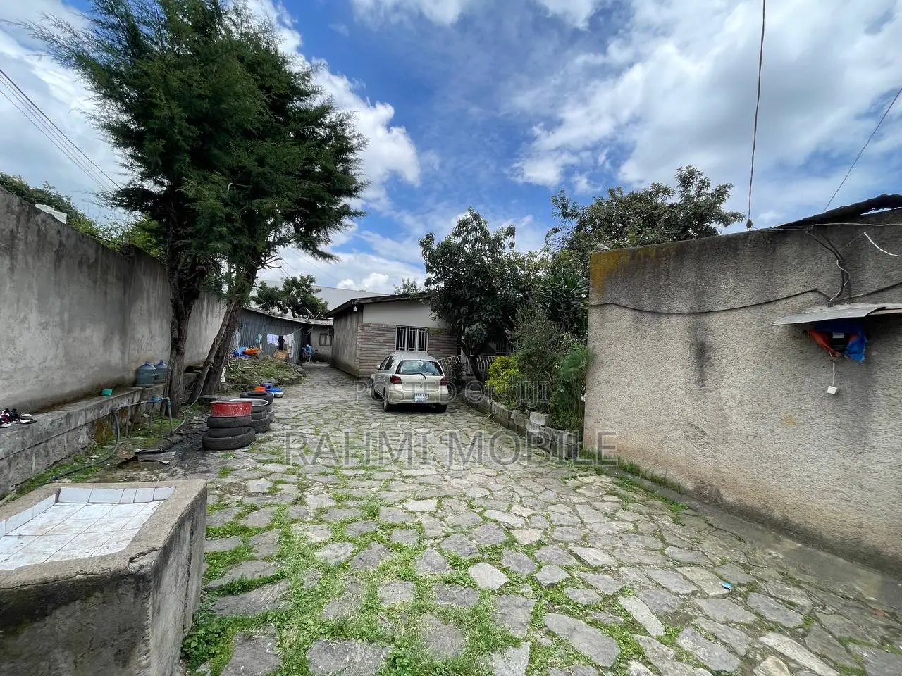 Furnished 5bdrm Townhouse/Terrace in Bole Estate for sale