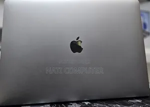 New Laptop Apple MacBook Pro 2019 16GB Intel Core I9 SSD 512GB