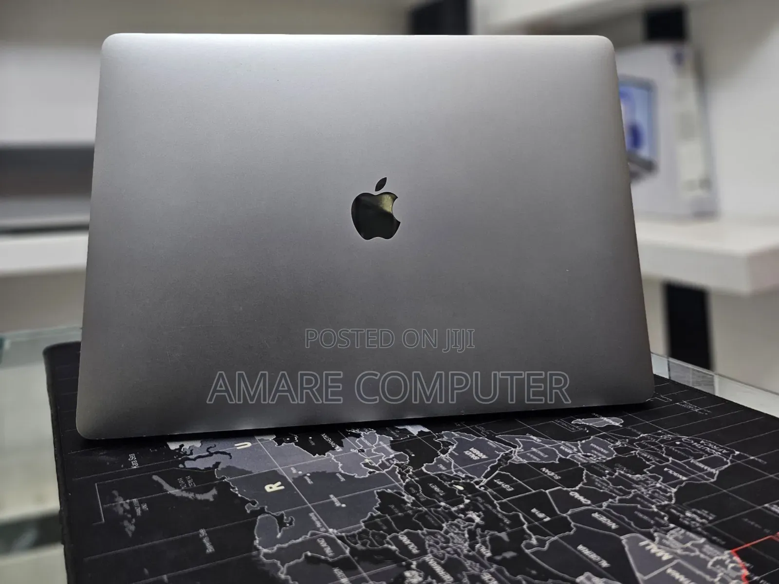 New Laptop Apple MacBook Pro 2019 16GB Intel Core I9 SSD 512GB