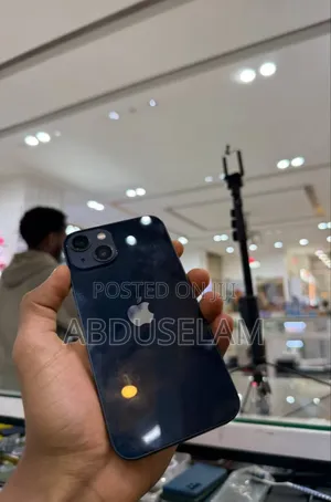 Apple iPhone 13 128 GB