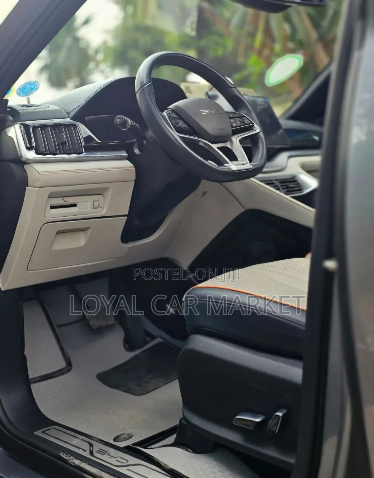 BYD Song Plus 2024 Gray