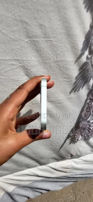 Apple iPhone 12 128 GB