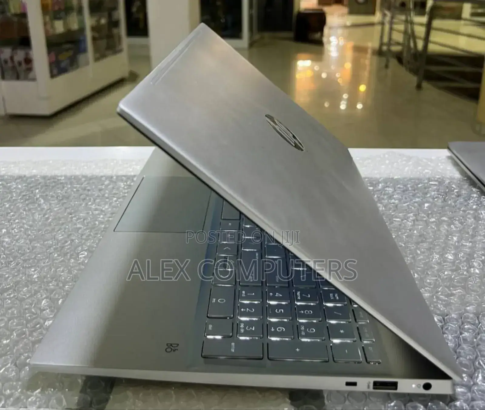 New Laptop HP Pavilion 15 16GB Intel Core I7 SSD 512GB