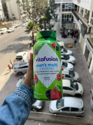 220 Gummies Berryflavor Men's Multivitamin With 14 Nutrients Usa Brand