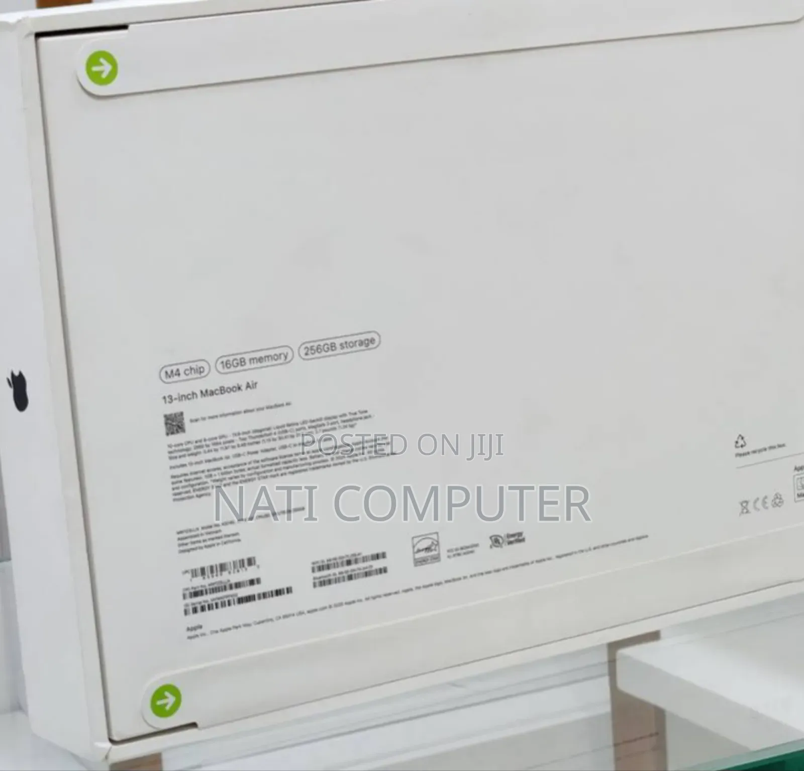 New Laptop Apple MacBook Air 2025 M4 13-Inch 16GB Apple M4 SSD 256GB
