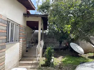 Furnished 5bdrm Townhouse/Terrace in Bole Estate for sale