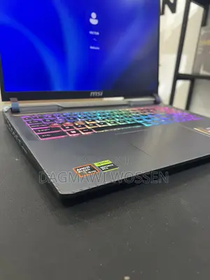 New Laptop MSI Vector 16 HX AI A2XWIG 16GB AMD Ryzen 9 SSD 1T