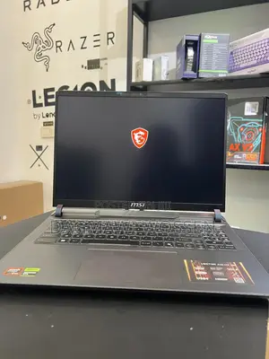 New Laptop MSI Vector 16 HX AI A2XWIG 16GB AMD Ryzen 9 SSD 1T