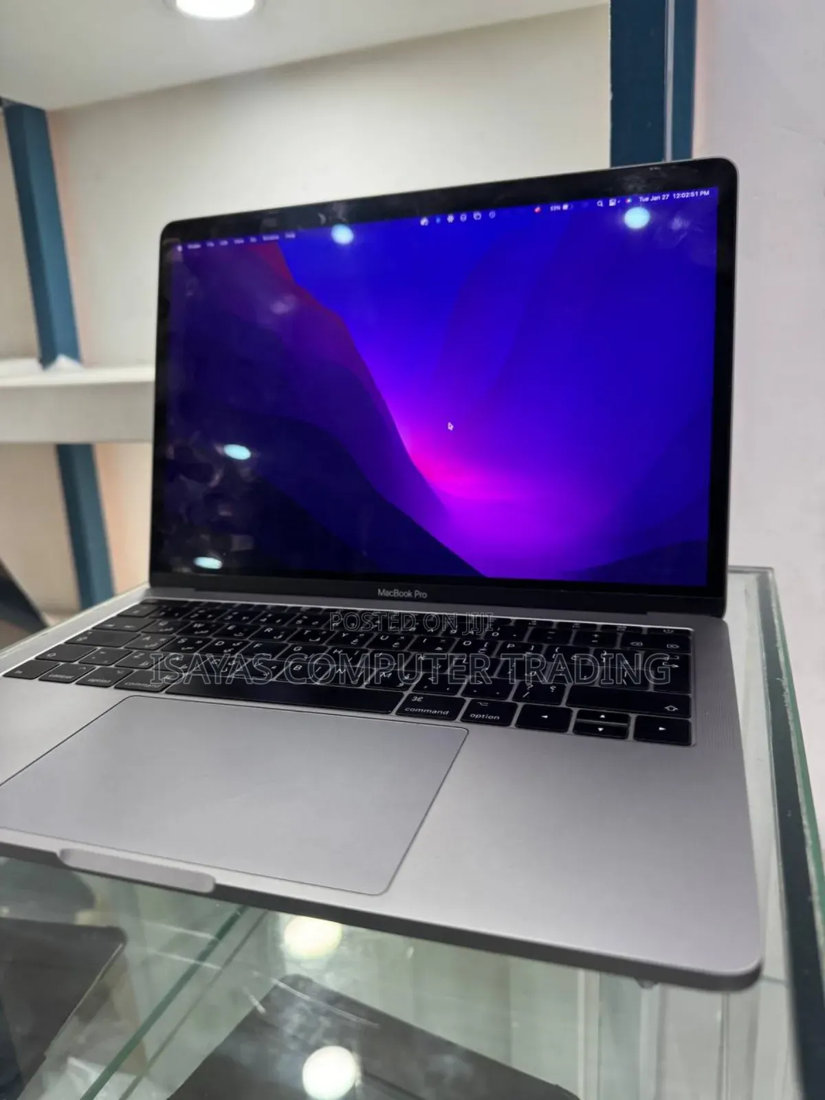 New Laptop Apple MacBook Pro 2017 8GB Intel Core I5 SSD 256GB