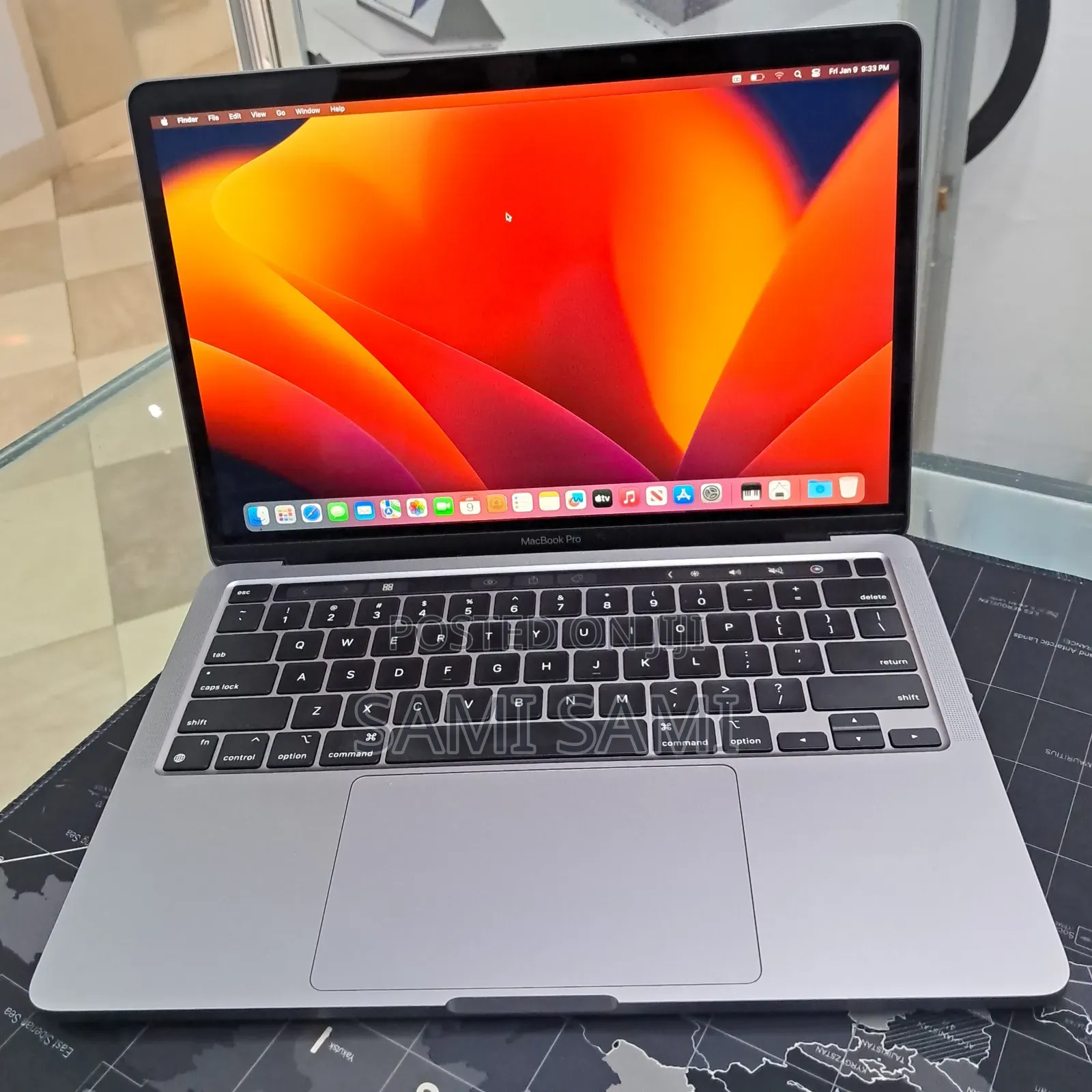 New Laptop Apple MacBook Pro 2022 M2 8GB Apple M2 SSD 256GB