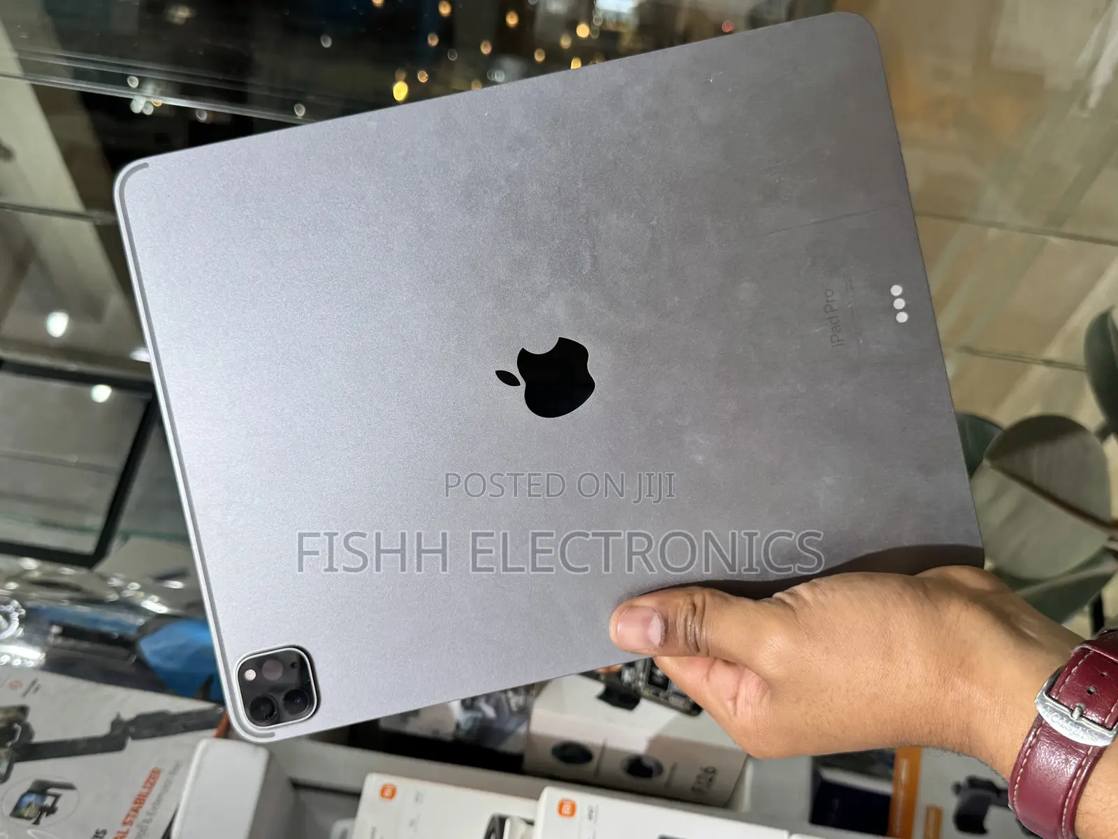 Apple iPad Pro 12.9 (2022) 512 GB Gray